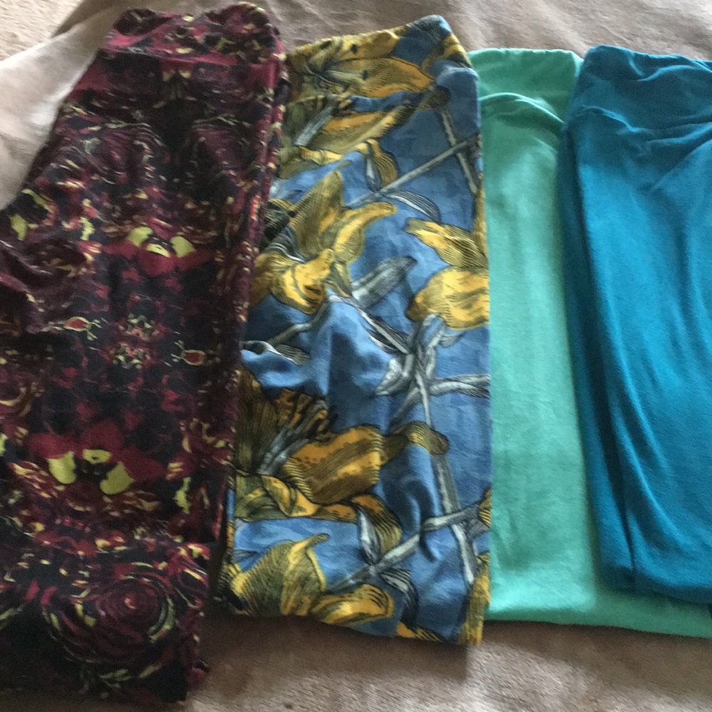 LuLaRoe leggings. Selling four pair leggings